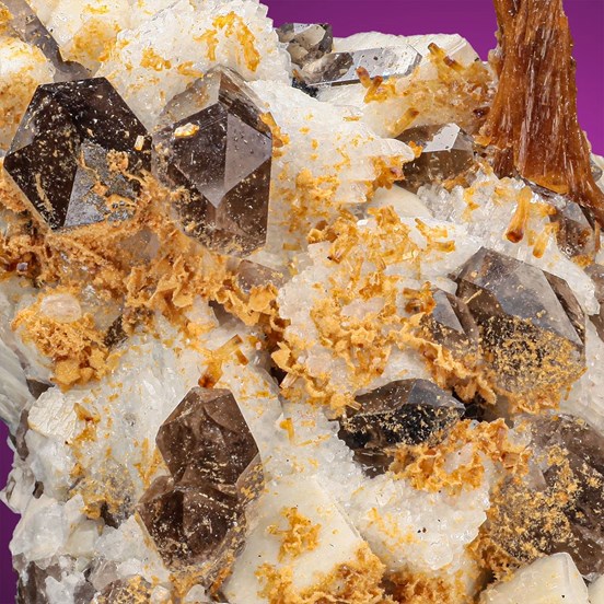 Stilbite-Companheiro No. 1 Quarry | Sezures | Mangualde | Viseu | Portugal